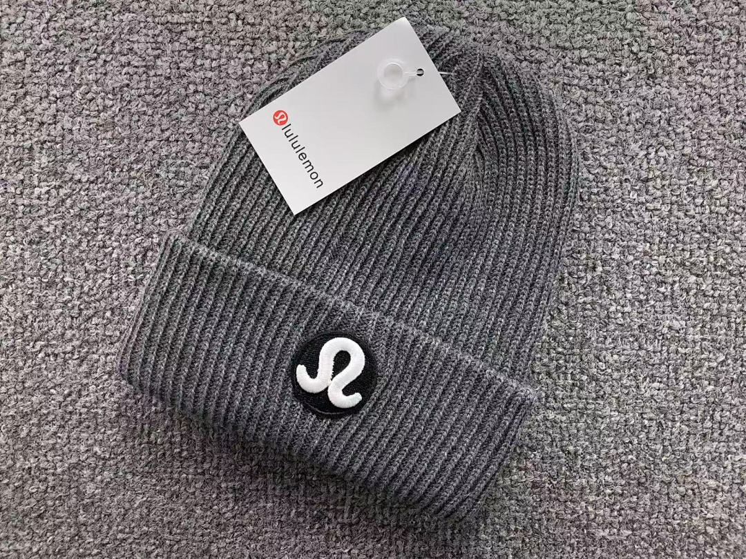 On Running 58 LULULEMON - Image 4