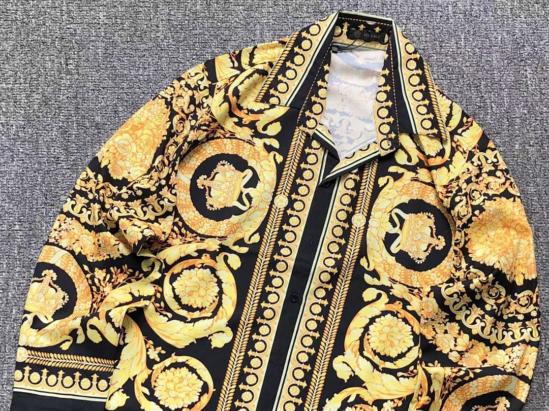 Versace 116 V⭐⭐SA⭐E SHIRT 211050839 (Im 170Cm 55Kg I Wear Size L In The Phot) - Image 7