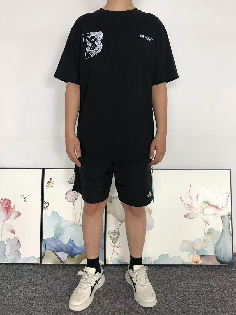 Off-White 98 OFF-WHITE T-SHIRT 590134119 (Im 170Cm 60Kg I Wear Size M In The Phot) - Image 3