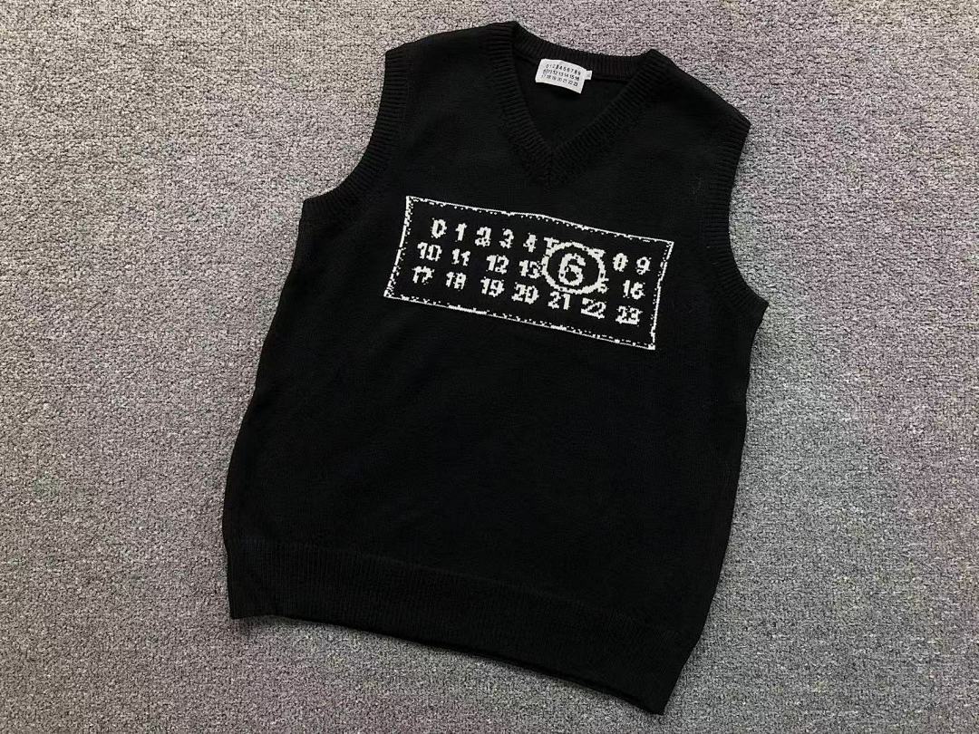 On Running 128 MAISON MARGIELA VEST 41100531146 (Im 170Cm 60Kg I Wear Size XL In The Phot) - Image 10