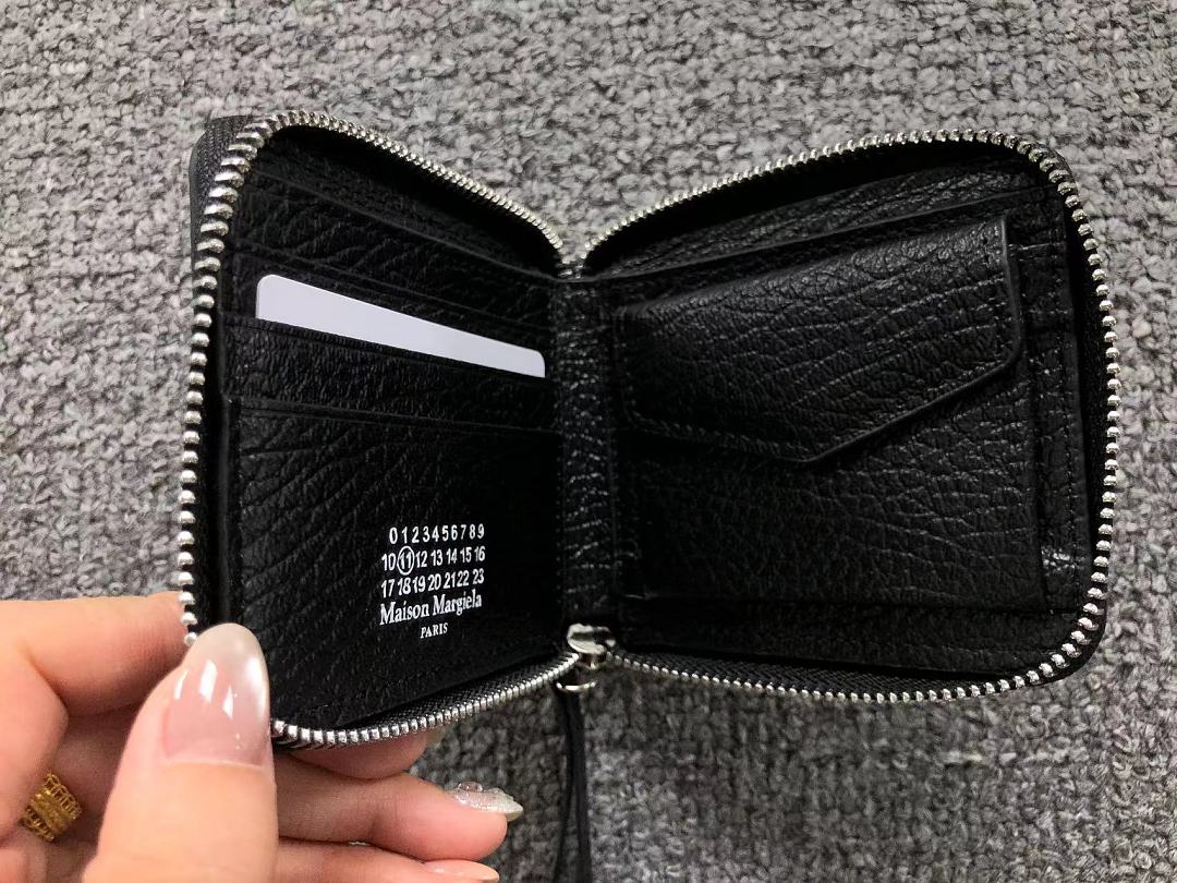 On Running 175 MAISON MARGIELA BAG 3206182921 (Long 10CM* High 12CM) - Image 9