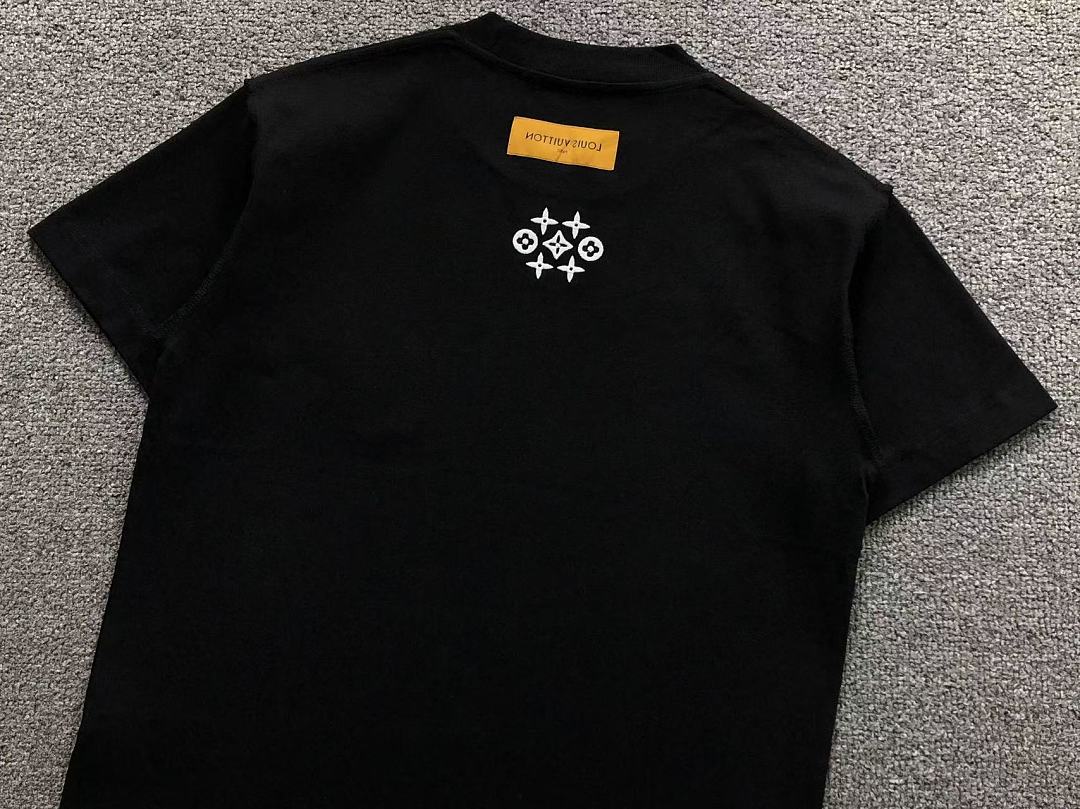 Louis Vuitton 98 L⭐ T-SHIRT 5209052581 (Im 170Cm 60Kg I Wear Size S In The Phot) - Image 14