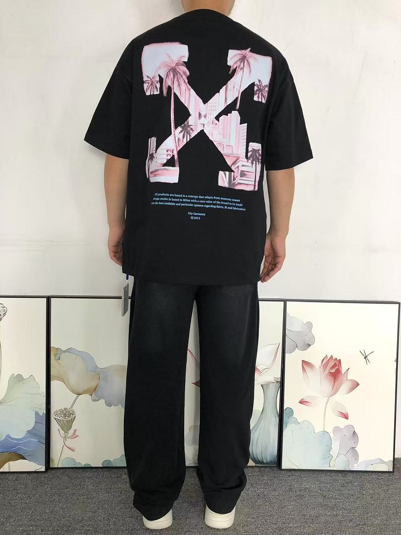 Off-White 105 OFF-WHITE T-SHIRT 5207181919 (Im 170Cm 60Kg I Wear Size M In The Phot) - Image 4