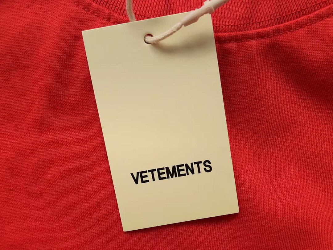 Vetements 136 VETEMENTS T-SHIRT - Image 13