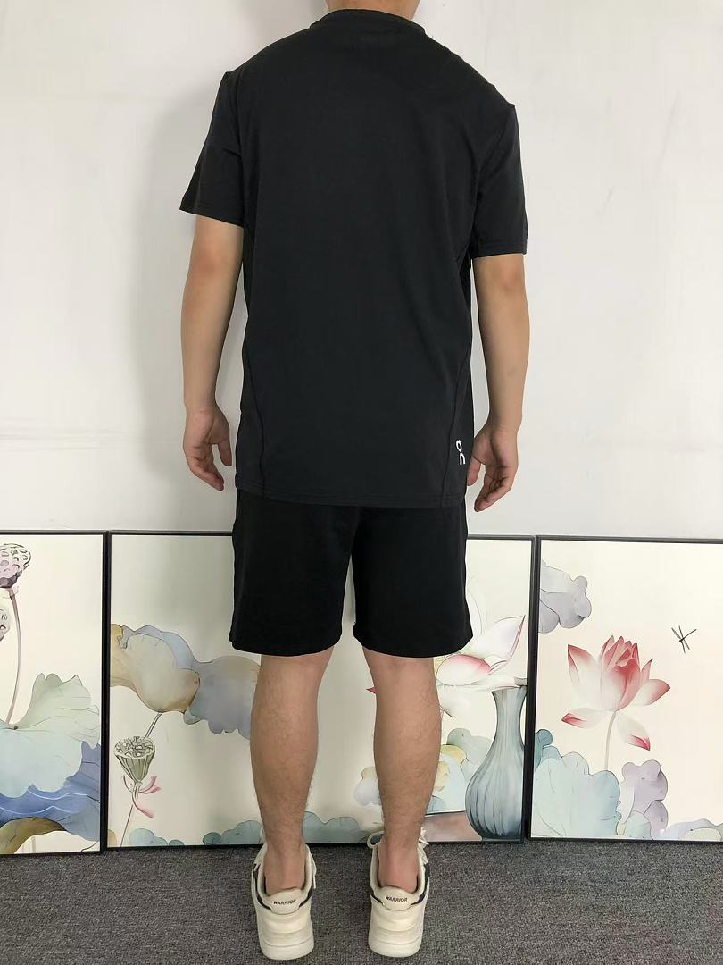 On Running 98 ON T-SHIRT 524290119 (Im 170Cm 60Kg I Wear Size L In The Phot) - Image 4