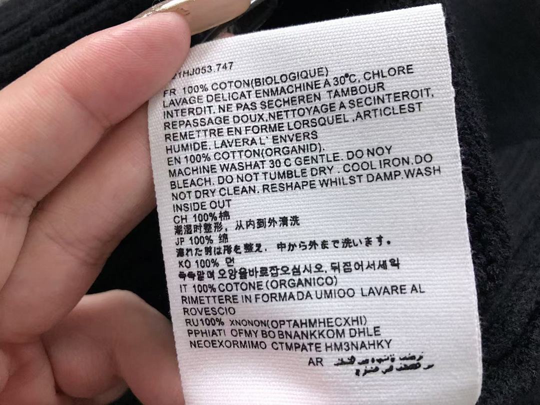 AMI 158 AMI SWEATER 21101105125 (Im 170Cm 60Kg I Wear Size M In The Phot) - Image 35