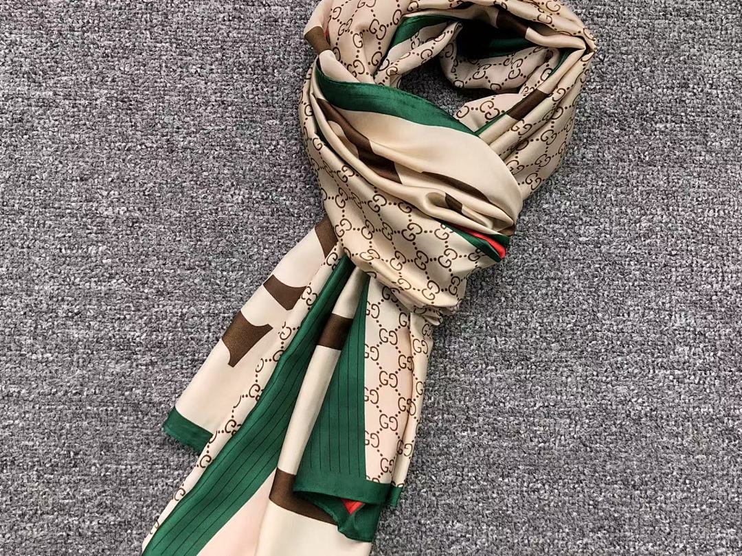 Gucci 85 G⭐C⭐I SCARF 31062825102 (Long 180CM* Wide 90CM*) - Image 6