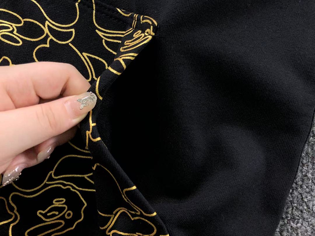 Bape 238 BAPE HOODIE 4111100377 (Im 170Cm 60Kg I Wear Size M In The Phot) - Image 27