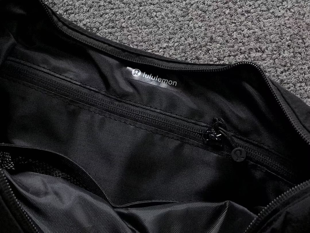 On Running 138 LULULEMON BAG 3205081023 (Long 31CM* Wide 15CM* High 27CM) - Image 14