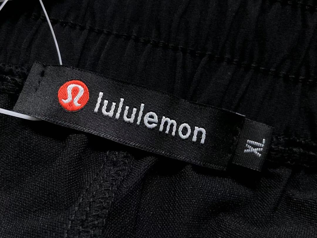 Unbranded 135 LULULEMON SHORTS FEMAIE - Image 28