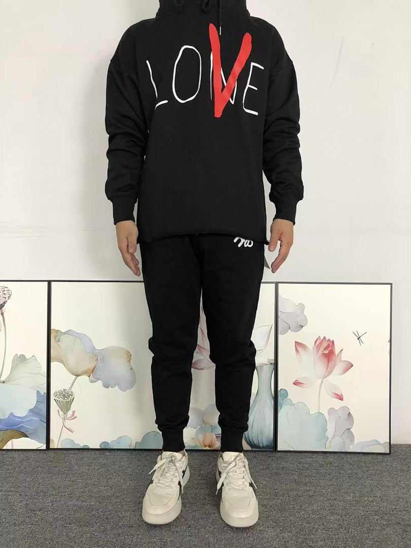 On Running 118 VLONE HOODIE 510114691 (Im 170Cm 60Kg I Wear Size S In The Phot) - Image 3