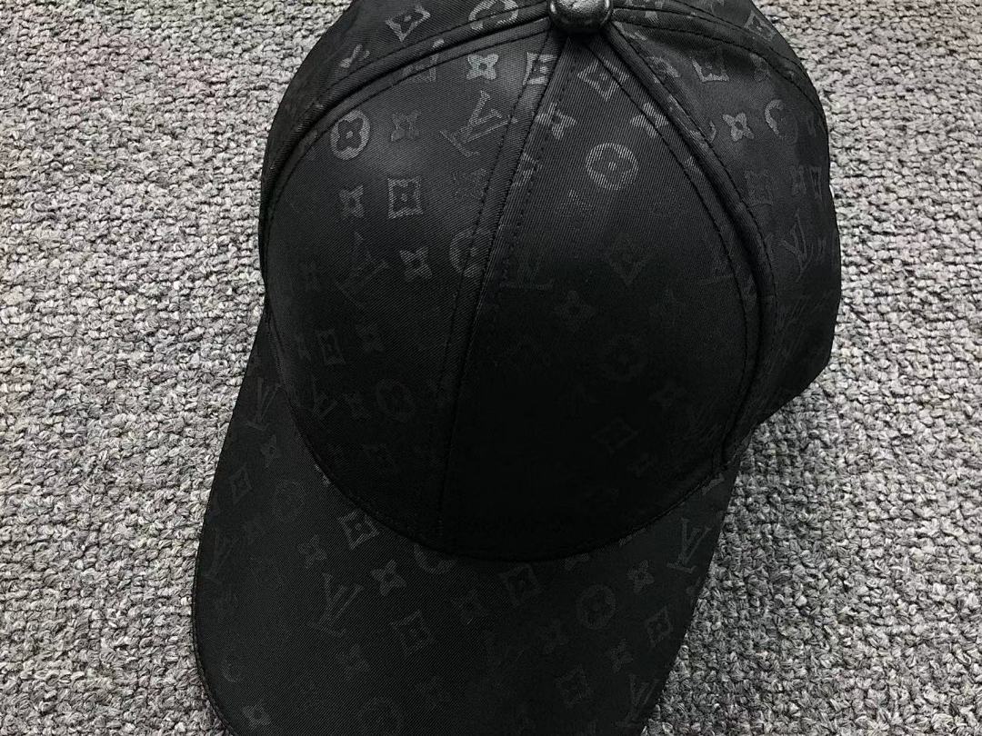 Louis Vuitton 68 L⭐ - Image 6