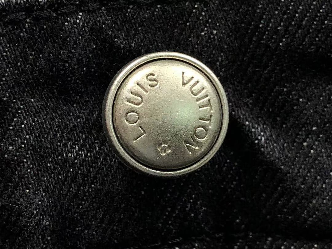 Louis Vuitton 195 L⭐ - Image 19