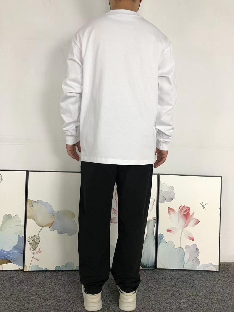 Chanel 128 SAINT MICHAEL LONG SLEEVED 3110081117 (Im 170Cm 60Kg I Wear Size S In The Phot) - Image 4