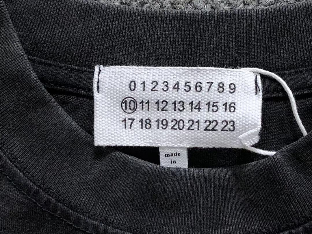 On Running 95 MAISON MARGIELA T-SHIRT 5212435162 (Im 170Cm 60Kg I Wear Size 44 In The Phot) - Image 12