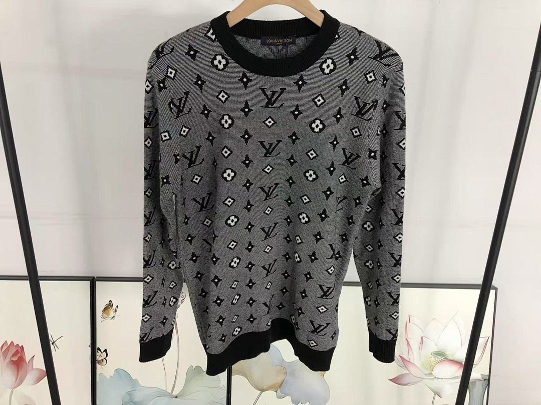 Louis Vuitton 208 L⭐ SWEATER 3108133321 (Im 170Cm 60Kg I Wear Size XL In The Phot) - Image 17