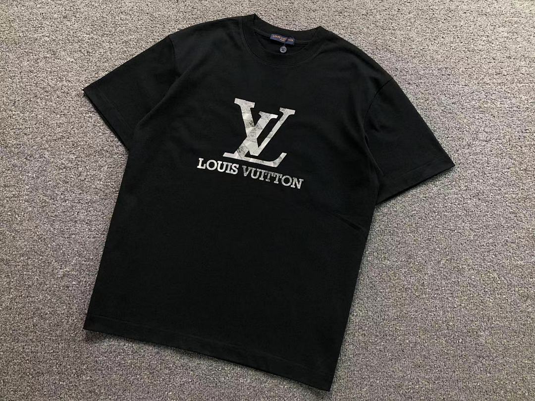 Louis Vuitton 118 L⭐ T-SHIRT 5232316147 (Im 170Cm 60Kg I Wear Size M In The Phot) - Image 11