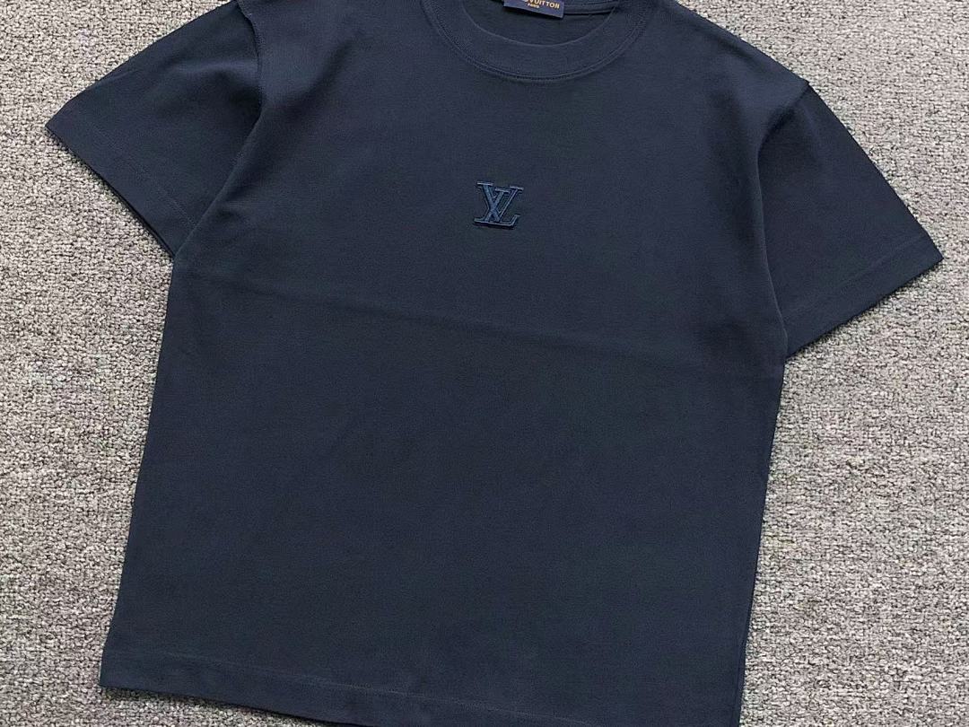 Louis Vuitton 95 L⭐ T-SHIRT 57112981 (Im 170Cm 60Kg I Wear Size M In The Phot) - Image 10