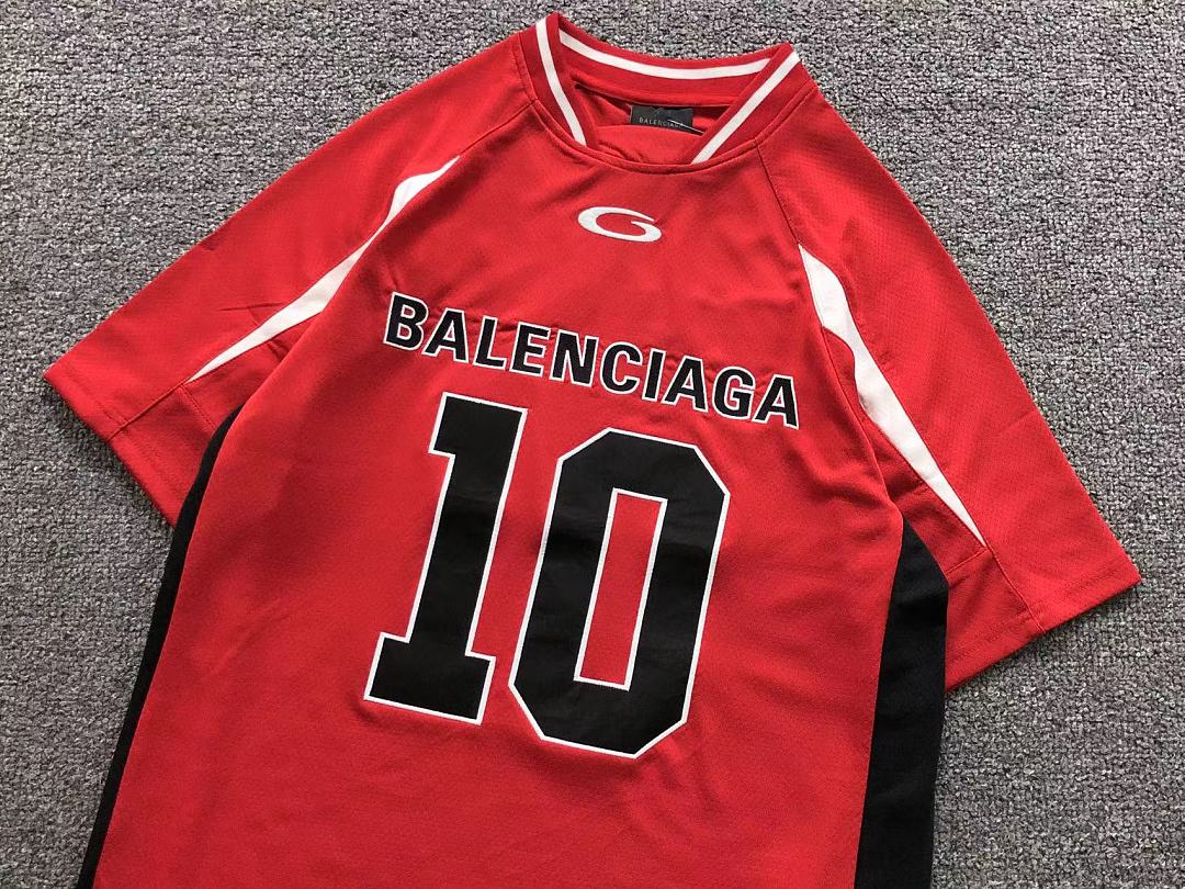 Balenciaga 118 B⭐L⭐⭐⭐IA⭐A T-SHIRT 4206050298 (Im 170Cm 60Kg I Wear Size S In The Phot) - Image 9