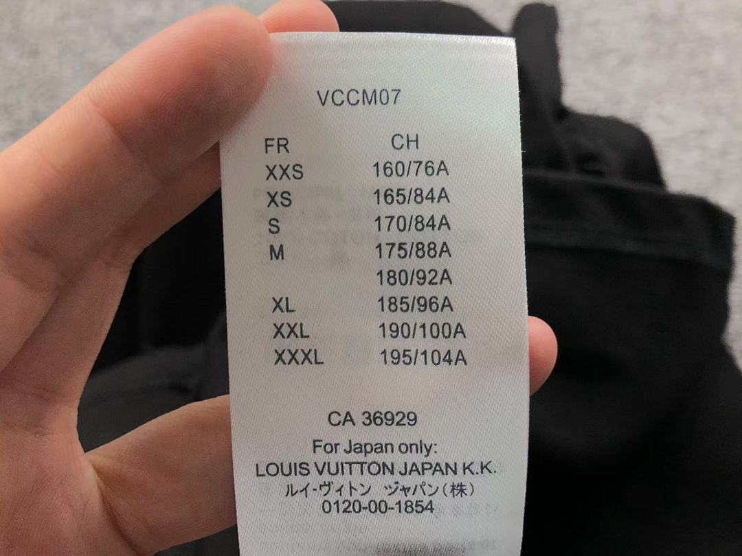 Louis Vuitton 115 L⭐ T-SHIRT 3105120860 (Im 170Cm 60Kg I Wear Size M In The Phot) - Image 25