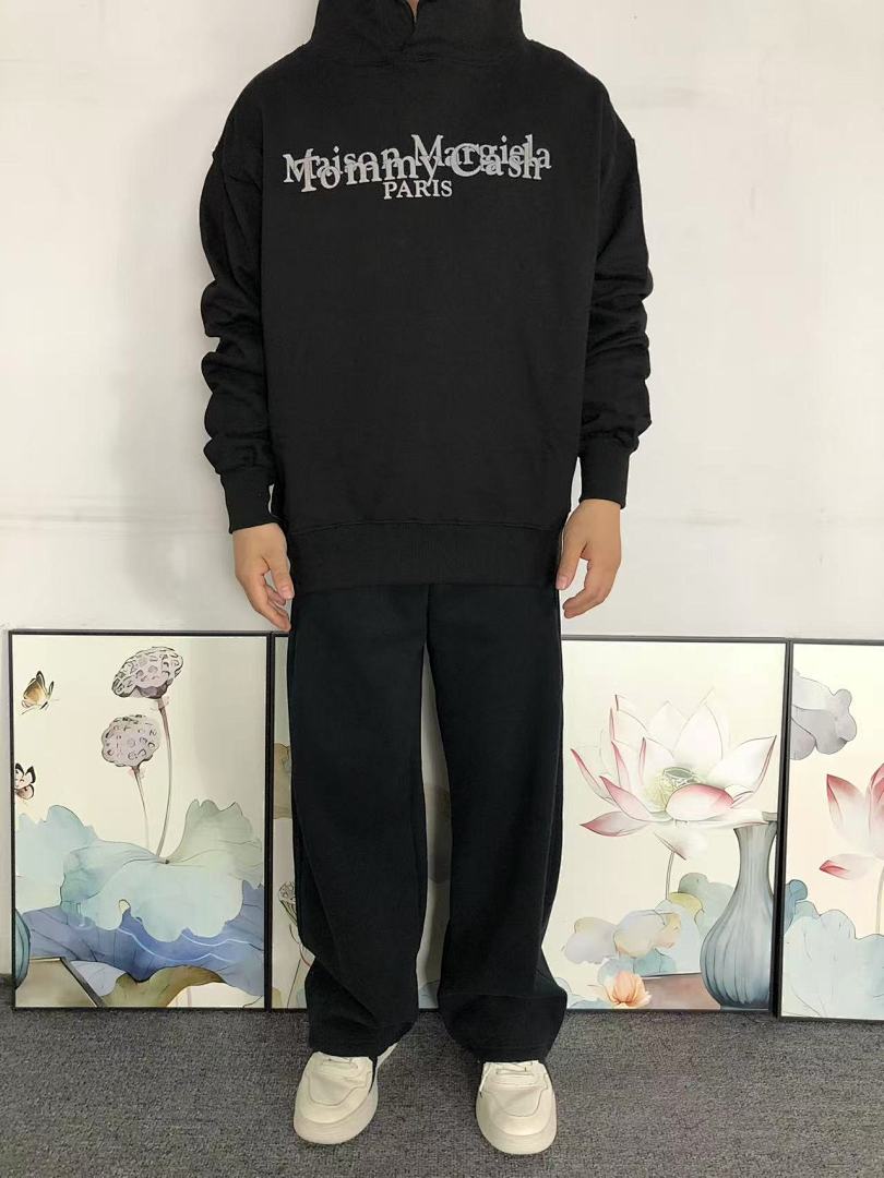 On Running 138 MAISON MARGIELA HOODIE 521719162 (Im 170Cm 60Kg I Wear Size S In The Phot) - Image 3