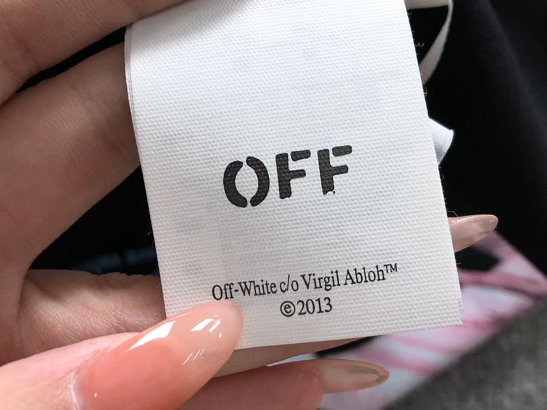 Off-White 105 OFF-WHITE T-SHIRT 5207181919 (Im 170Cm 60Kg I Wear Size M In The Phot) - Image 24