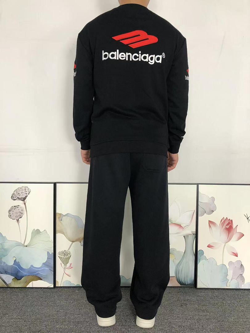 Balenciaga 135 B⭐L⭐⭐⭐IA⭐A HOODIE 5110612147 (Im 170Cm 60Kg I Wear Size M In The Phot) - Image 4