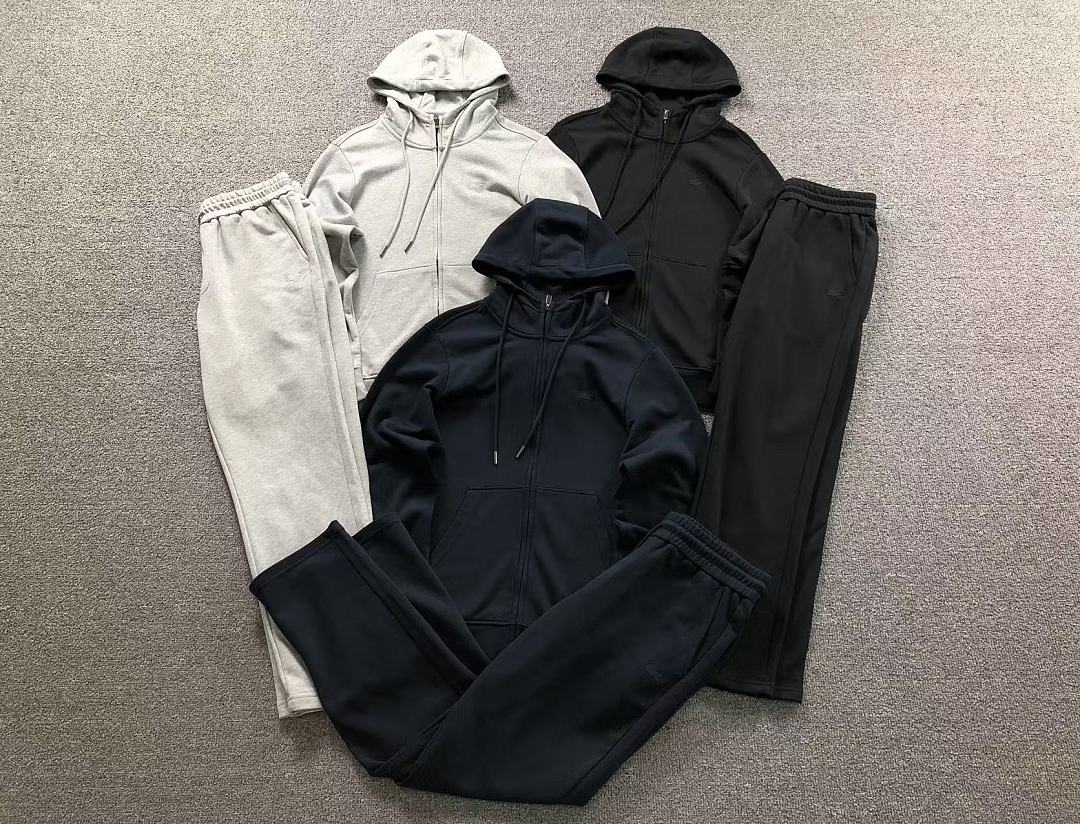 Lacoste TROUSERS129 LACOSTE HOODIE - Image 6
