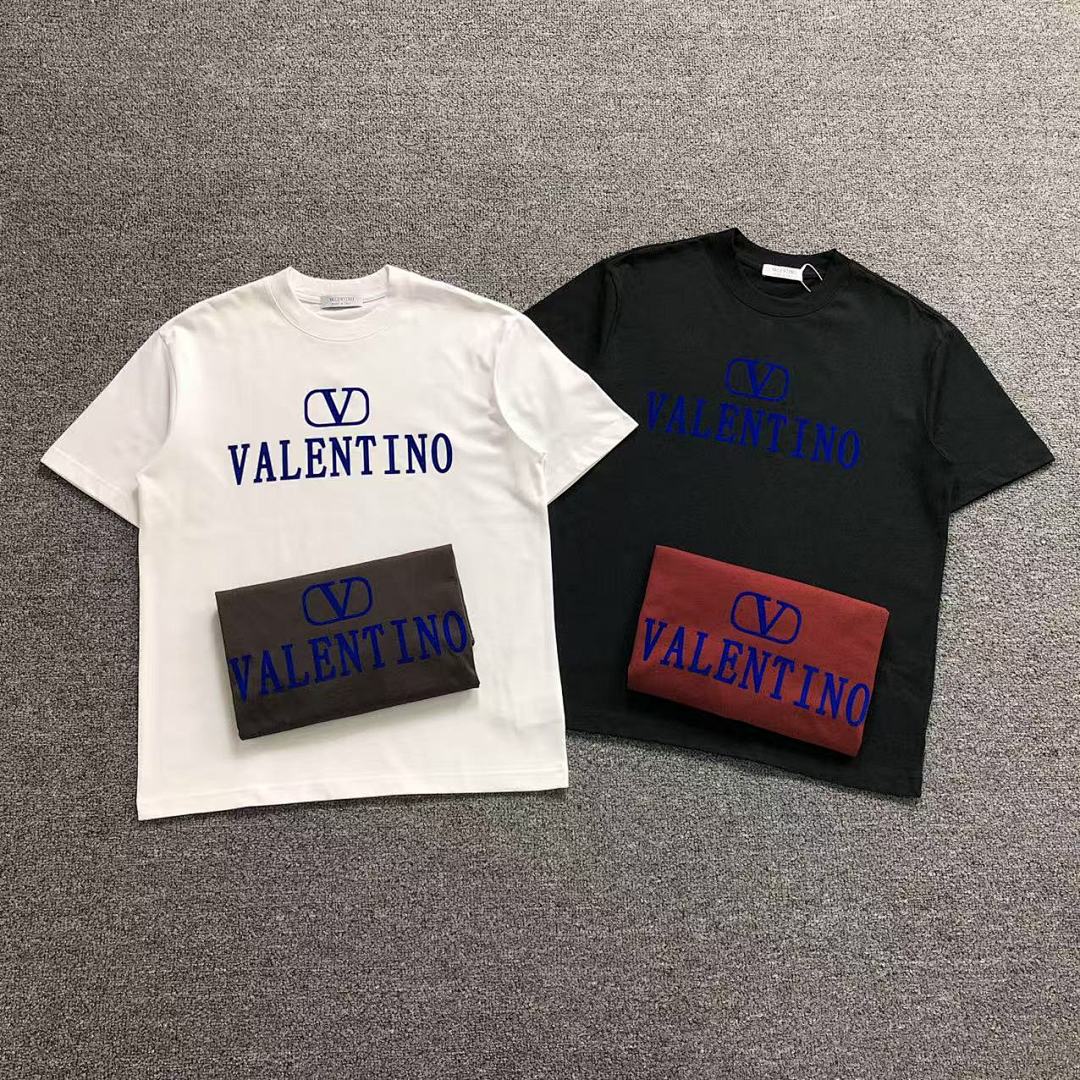 Valentino 115 VALENTINO T-SHIRT 503131721 (Im 170Cm 55Kg I Wear Size M In The Phot)
