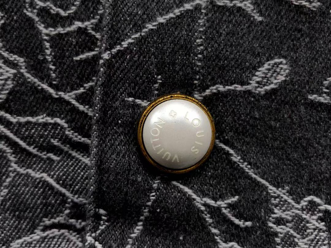 Louis Vuitton SHORTS 228 L⭐ SHIRT - Image 17
