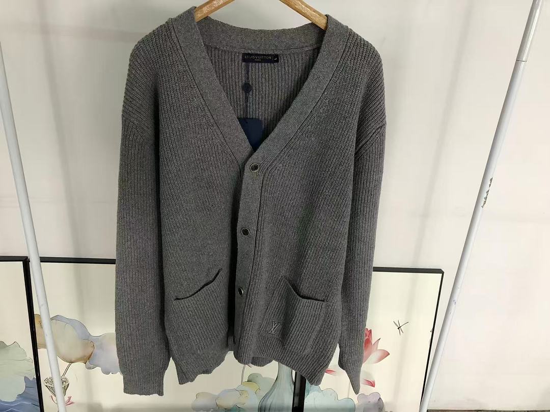 Louis Vuitton 168 L⭐ SWEATER 42062602146 (Im 170Cm 60Kg I Wear Size L In The Phot) - Image 16