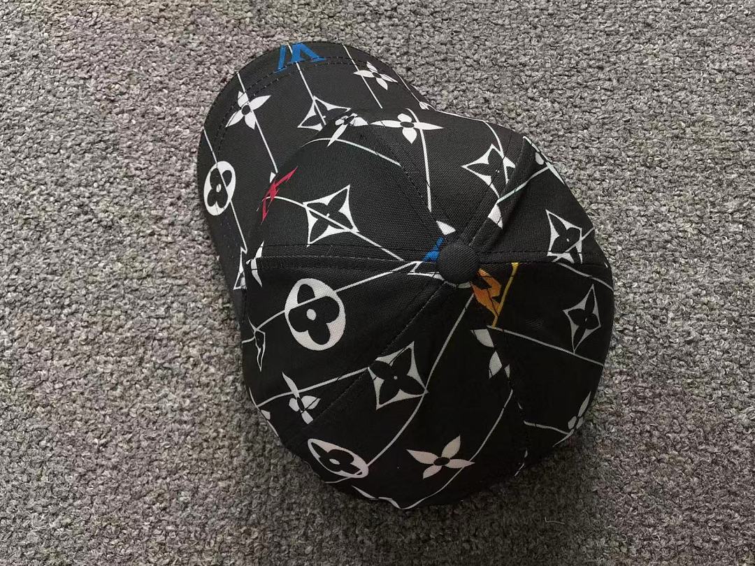 Louis Vuitton 68 L⭐ - Image 24