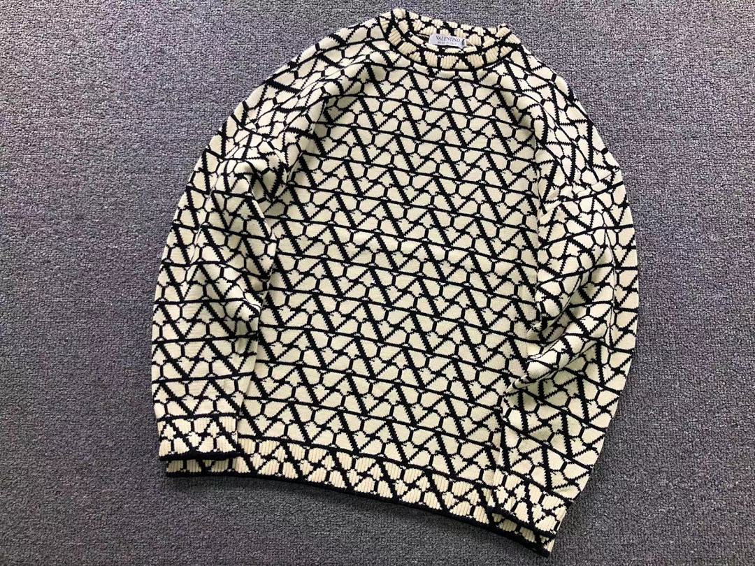 Valentino 158 VALENTINO SWEATER 41101321146 (Im 170Cm 60Kg I Wear Size M In The Phot) - Image 10