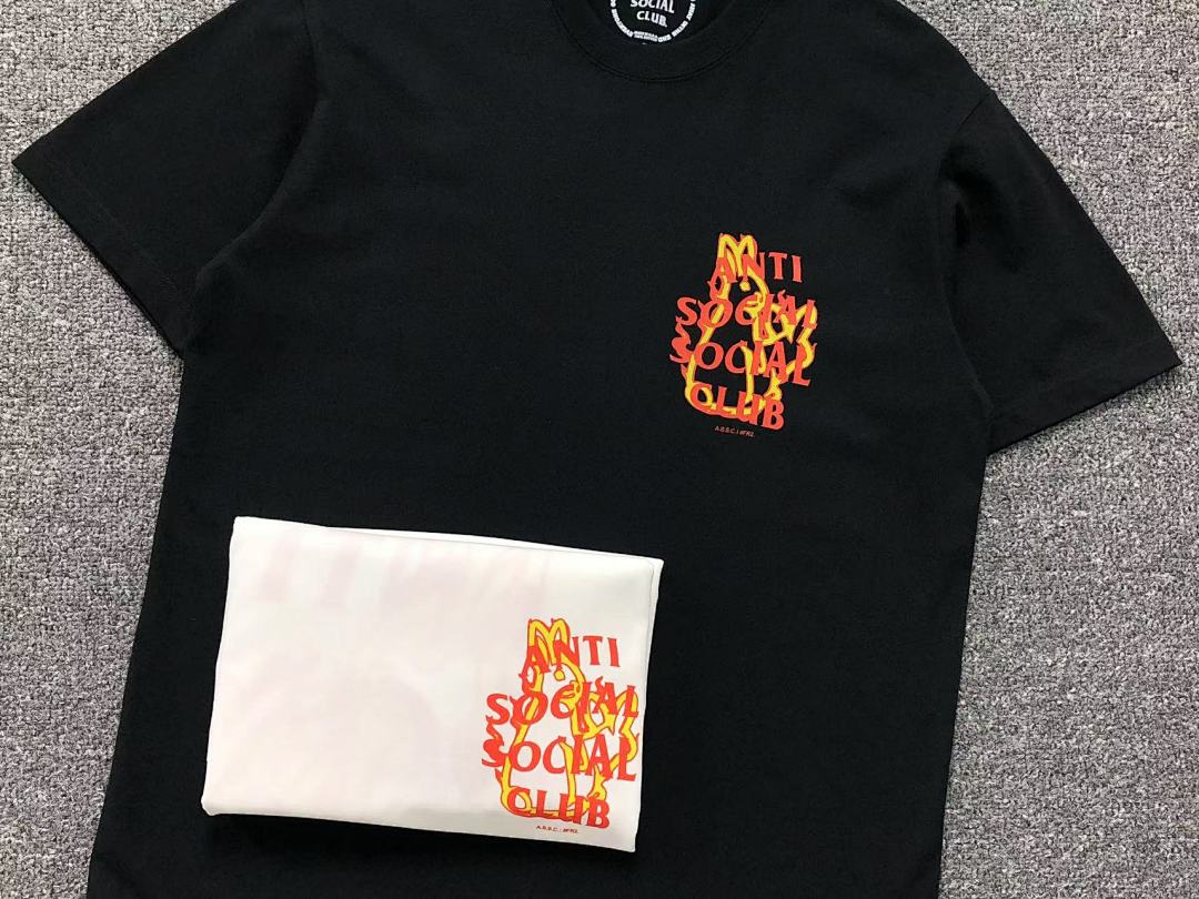 Christian Louboutin 85 ANTI SOCIAL CLUB T-SHIRT - Image 15