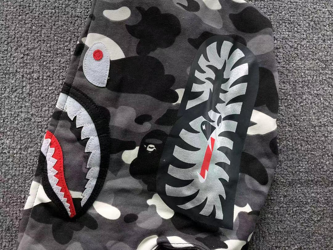 Bape 135 BAPE HOODIE 52070720158 (Im 170Cm 60Kg I Wear Size M In The Phot) - Image 11
