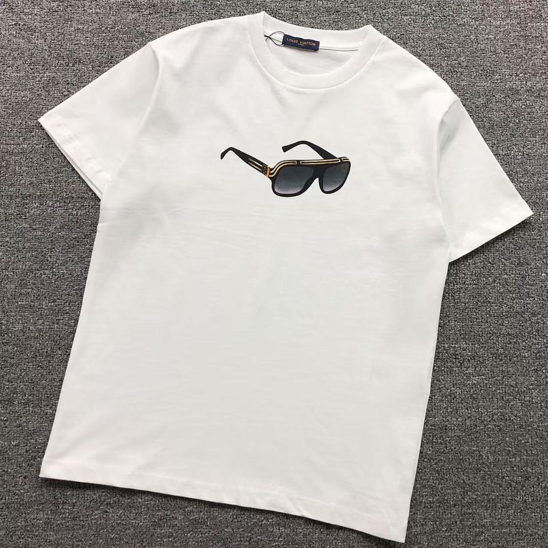 Louis Vuitton 108 L⭐ T-SHIRT 41061307126 (Im 170Cm 60Kg I Wear Size XS In The Phot) - Image 6
