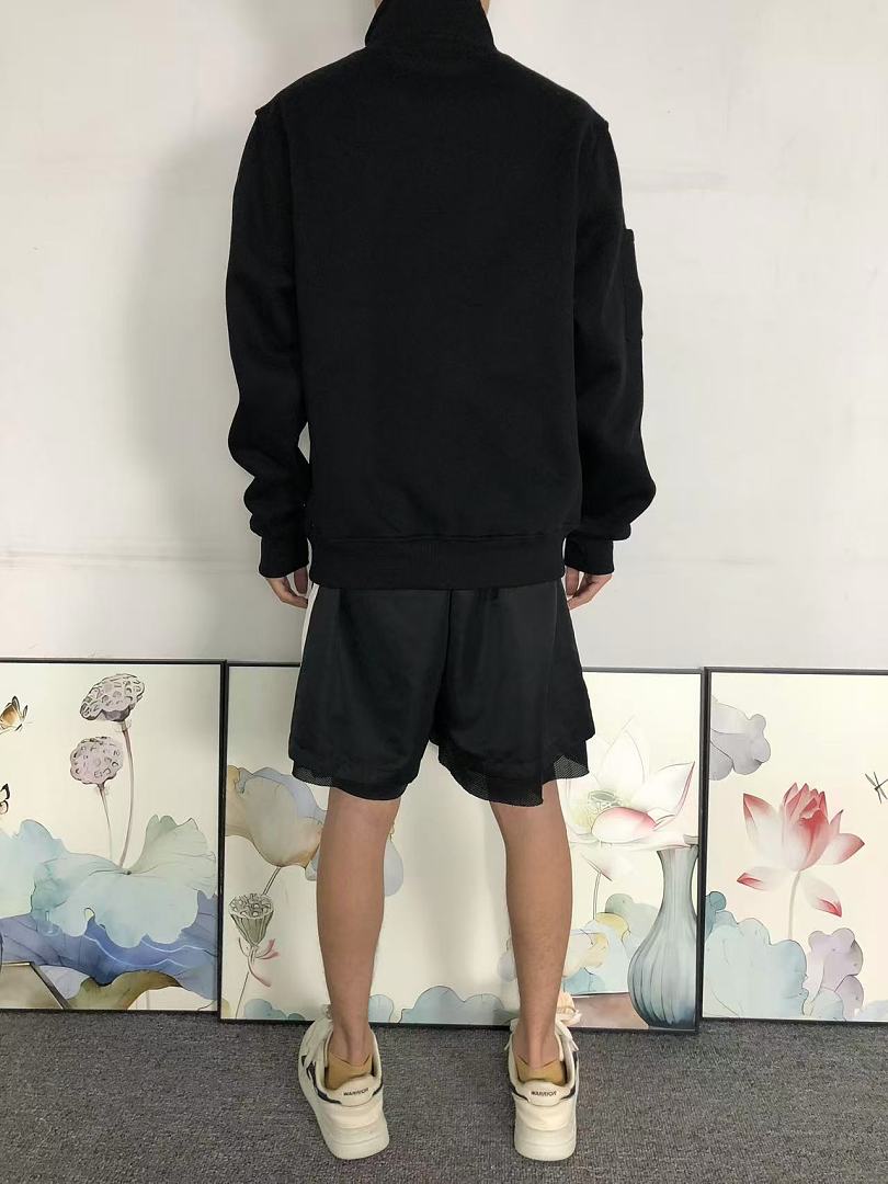 C.P. Company 215 CP HOODIE 22082821172 (Im 170Cm 60Kg I Wear Size M In The Phot) - Image 4