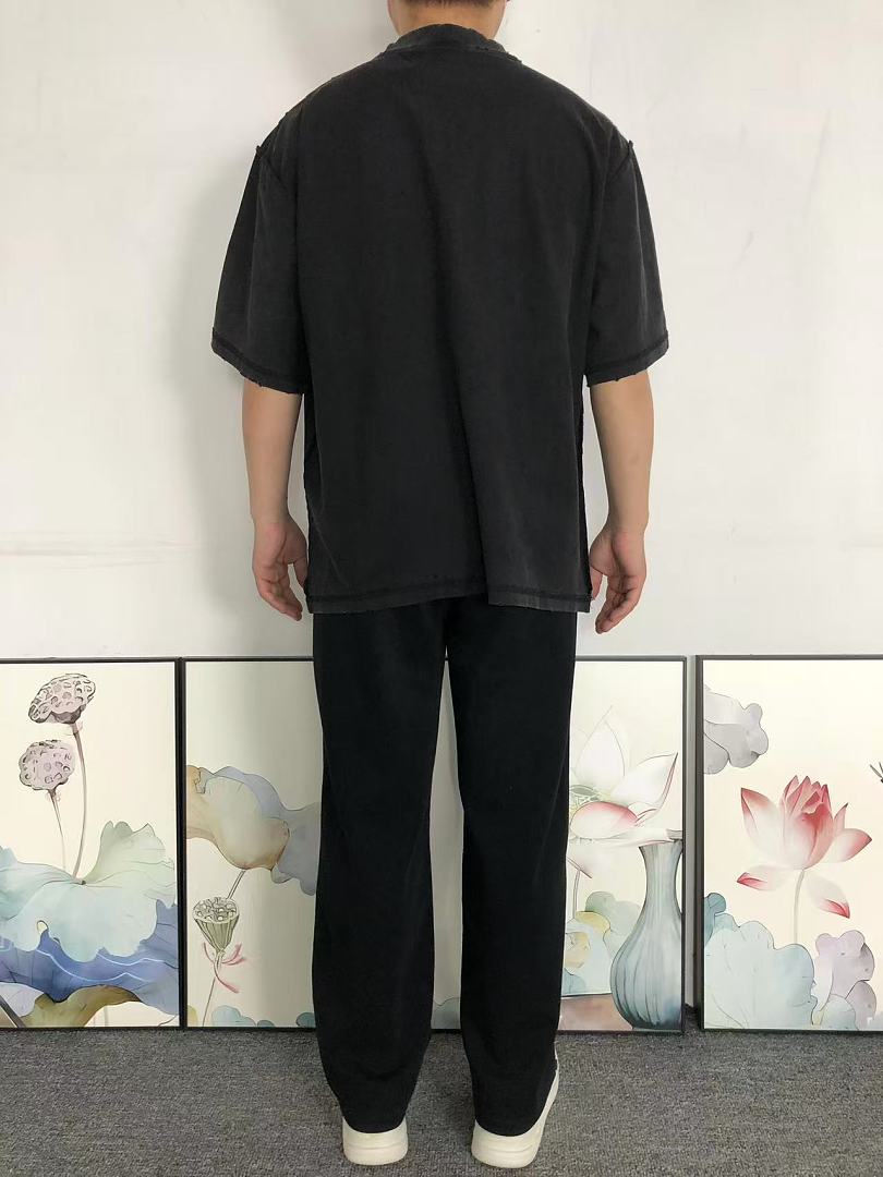 Balenciaga 138 B⭐L⭐⭐⭐IA⭐A T-SHIRT 42042002163 (Im 170Cm 60Kg I Wear Size XS In The Phot) - Image 4