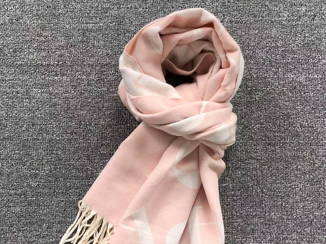 Coach 85 C⭐A⭐H SCARF 218090176 (Long 186CM* Wide 63CM*) - Image 10