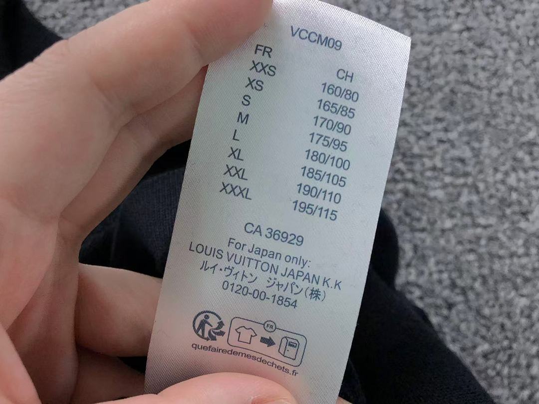 Louis Vuitton 158 L⭐ T-SHIRT SWEATER 2201236321 (Im 170Cm 60Kg I Wear Size S In The Phot) - Image 21