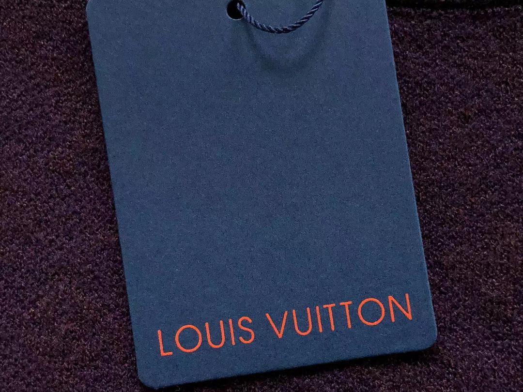 Louis Vuitton 208 L⭐ SWEATER 3208160421 (Im 170Cm 60Kg I Wear Size L In The Phot) - Image 12