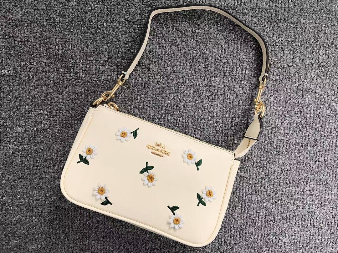 Coach 135 C⭐A⭐H BAG 4105051575 (Long 19CM* Wide 5CM*12CM) - Image 8