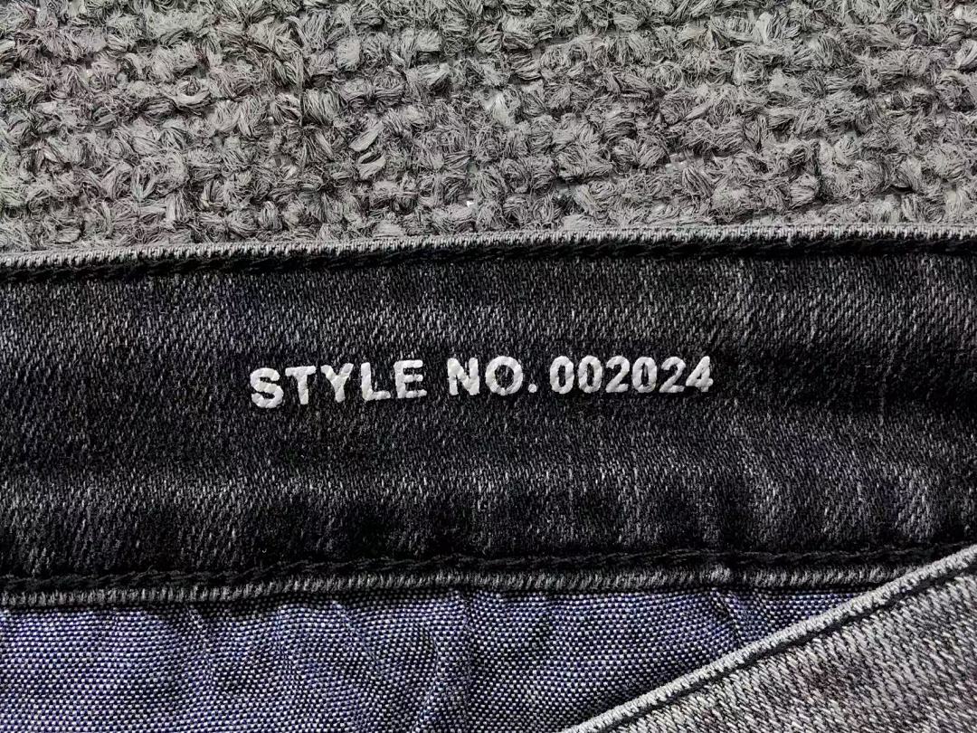 Purple 185 (PURPLE TROUSERS) - Image 22