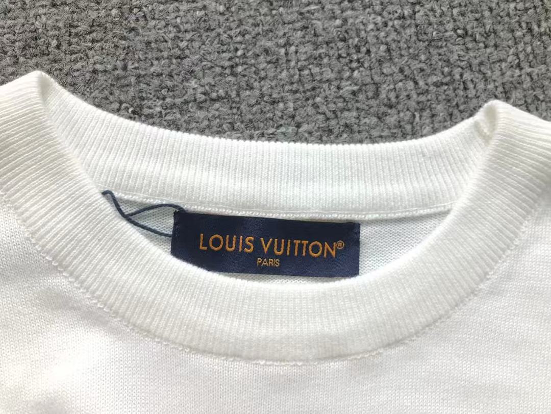 Louis Vuitton 178 L⭐ T-SHIRT 3207140721 (Im 170Cm 60Kg I Wear Size S In The Phot) - Image 13