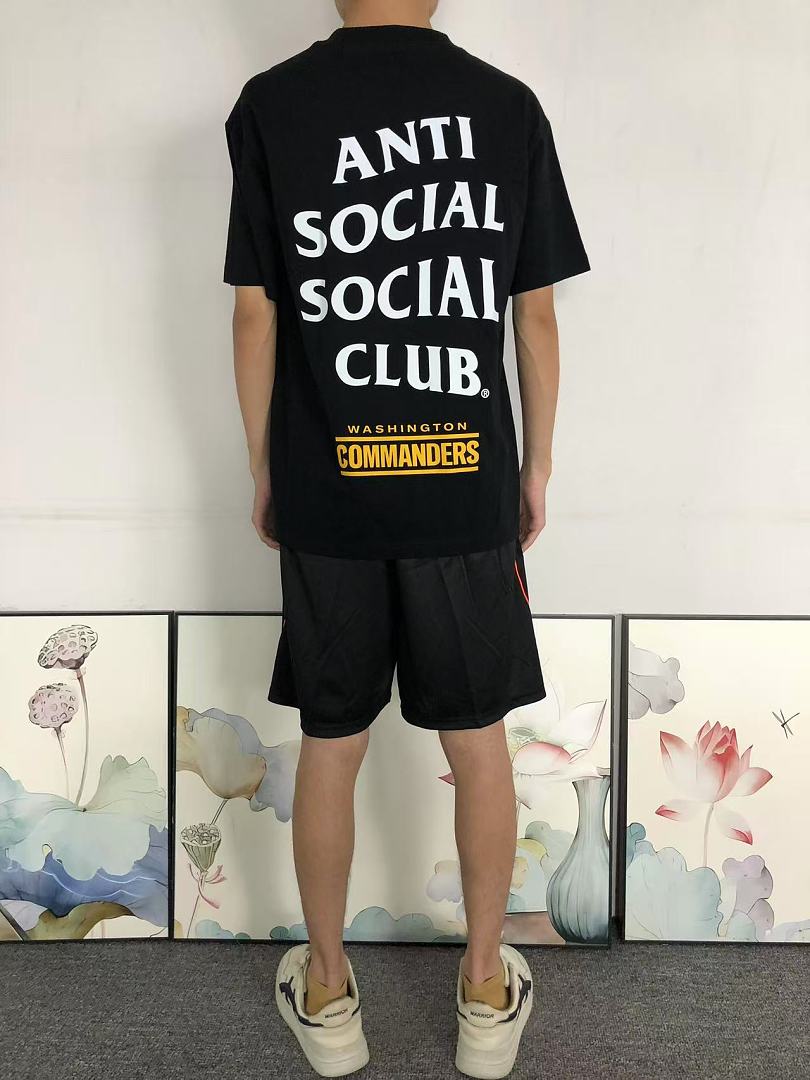 Christian Louboutin 88 ANTI SOCIAL CLUB T-SHIRT 126211302 (Im 170Cm 60Kg I Wear Size M In The Phot) - Image 4