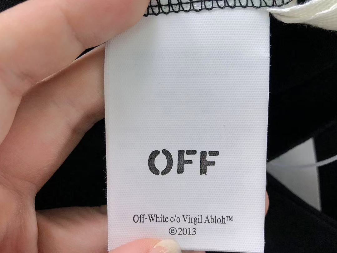 Off-White 105 OFF-WHITE T-SHIRT 5208010219 (Im 170Cm 60Kg I Wear Size M In The Phot) - Image 18