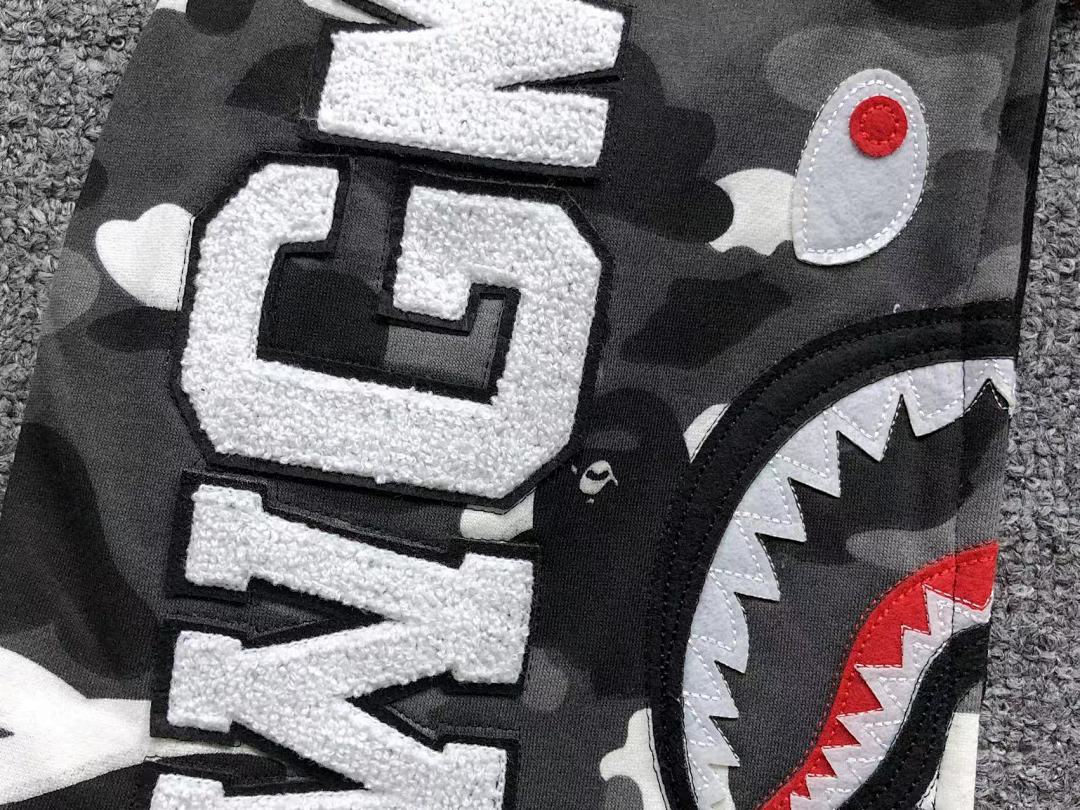 Bape 215 BAPE HOODIE 3203210417 (Im 170Cm 60Kg I Wear Size S In The Phot) - Image 19