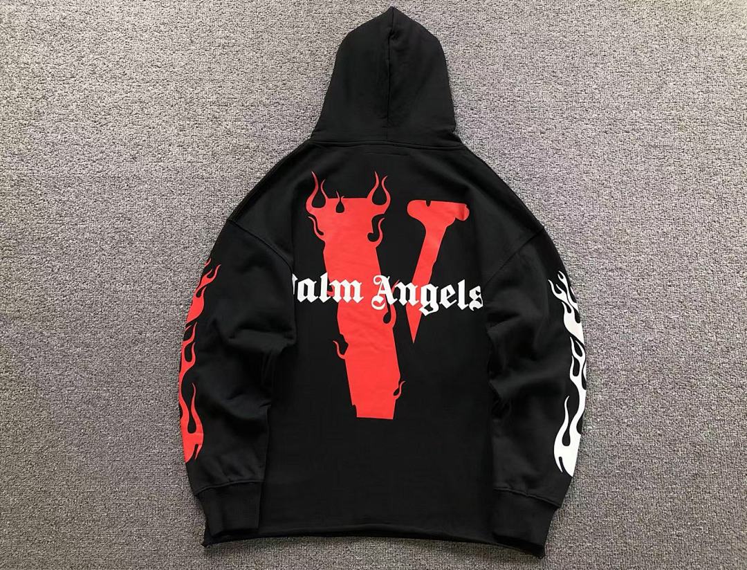 On Running 118 VLONE HOODIE 510112091 (Im 170Cm 60Kg I Wear Size M In The Phot) - Image 5
