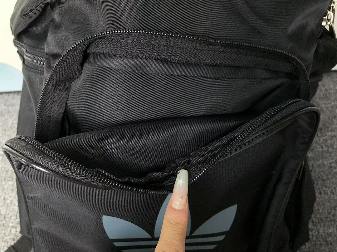 Adidas 88 A⭐I⭐AS BAG 4109110213 (Long 28CM* Wide 41CM* High 13CM) - Image 17