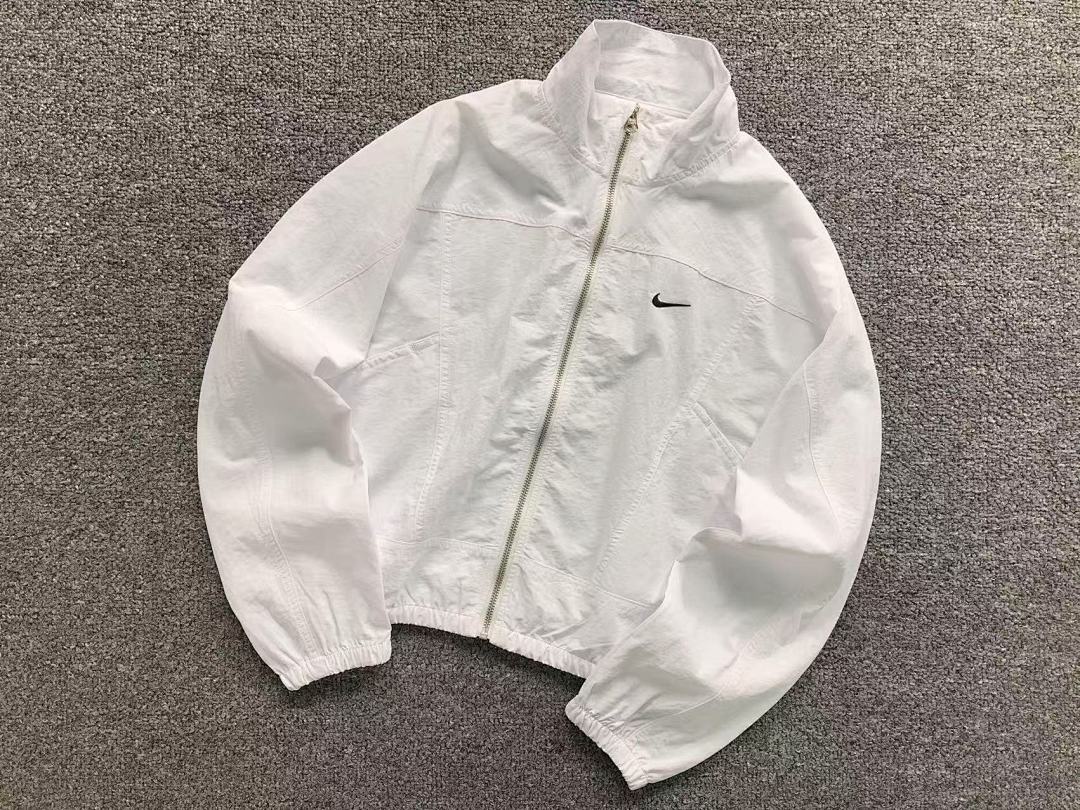 Nike 195 N⭐K⭐ JACKET FEMAIE - Image 8